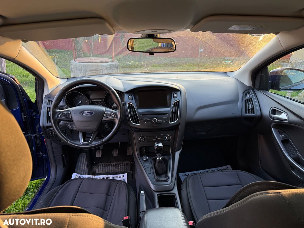 Ford Focus 1.5 TDCi DPF Start-Stopp-System Business - 4