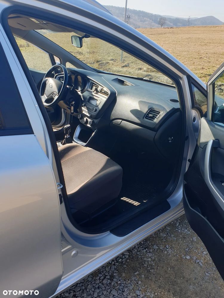 Kia Ceed 1.6 CRDi M - 4