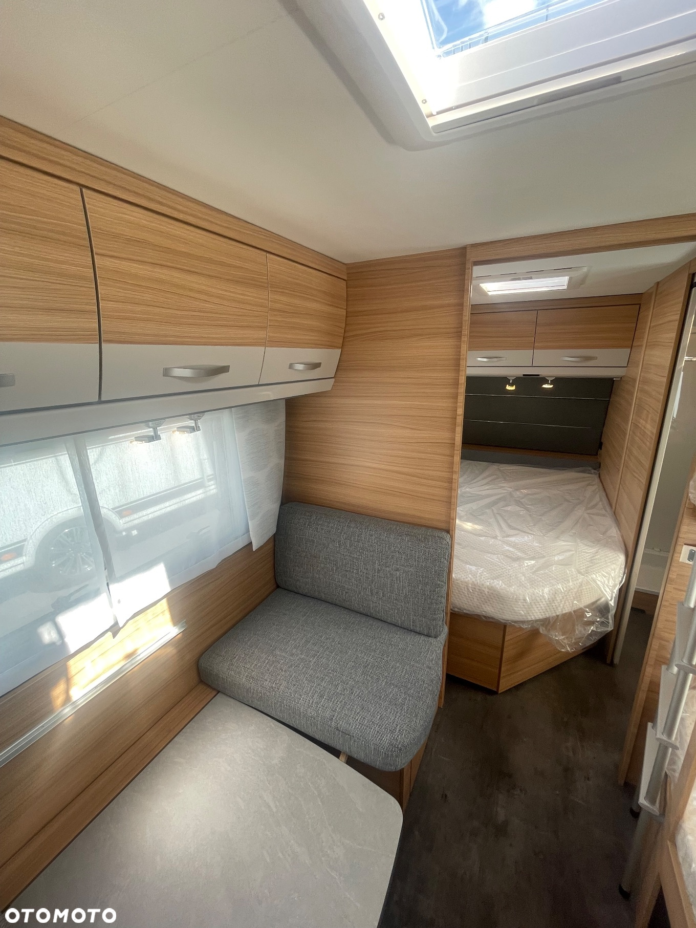 Dethleffs Camper 730 FKR - 12