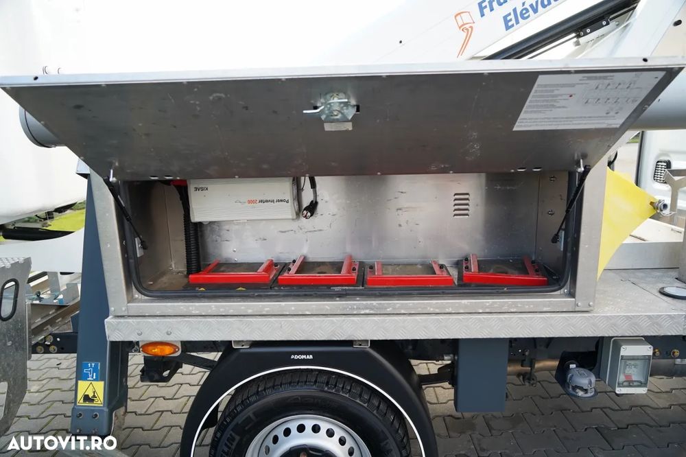 Iveco DAILY 35-140 / Platformă de lucru aeriană / FRANCE ELEVATEUR 141 TLE / 4 STABILIZATOARE / MANUALĂ / 2020 - 14