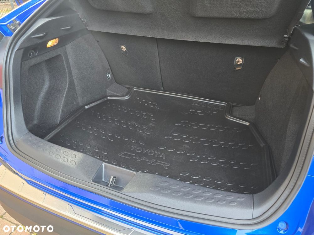 Toyota C-HR - 38