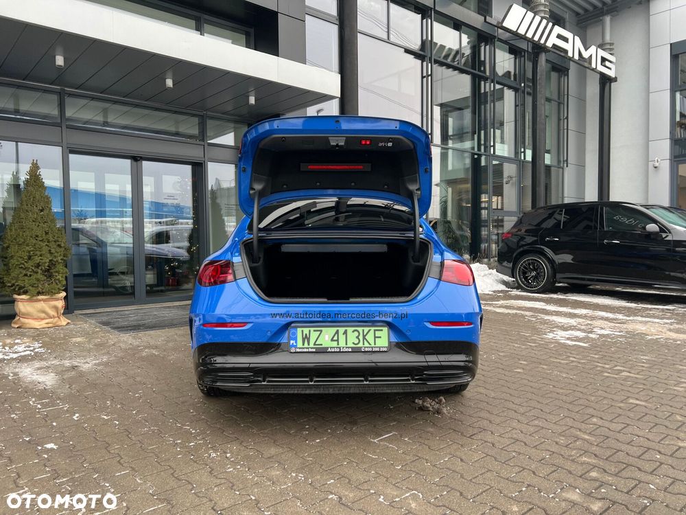 Mercedes-Benz CLA - 23