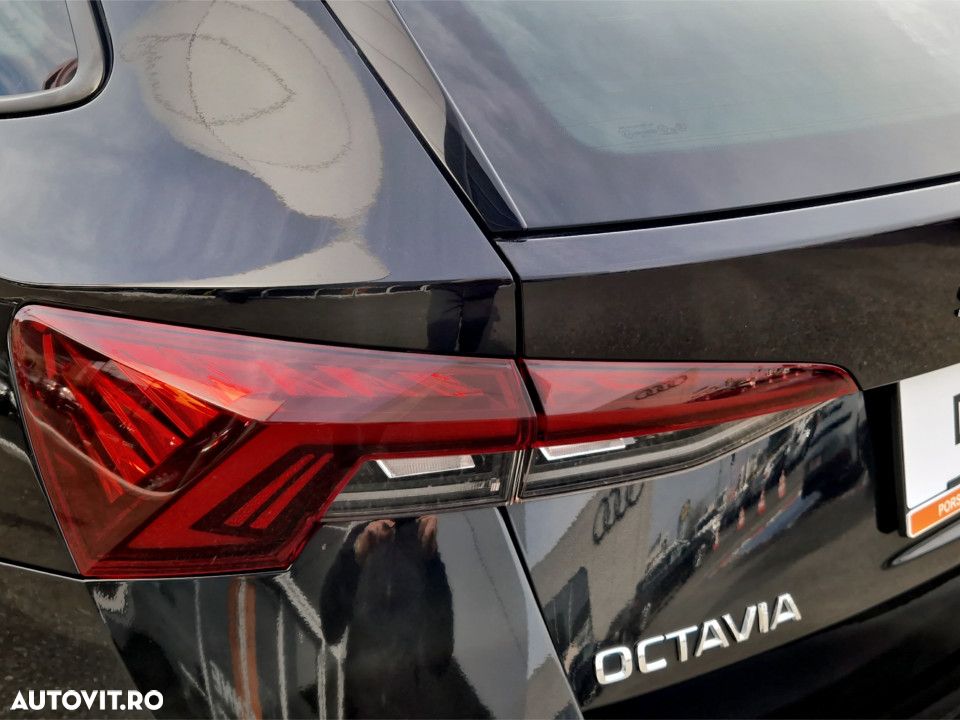 Skoda Octavia 2.0 TDI DSG 4X4 Style - 10