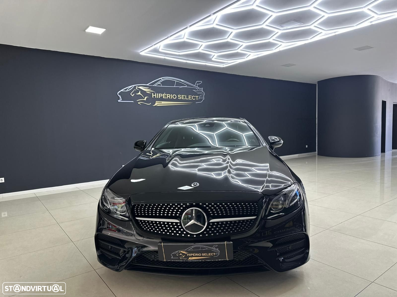 Mercedes-Benz E 220 d AMG Line - 2