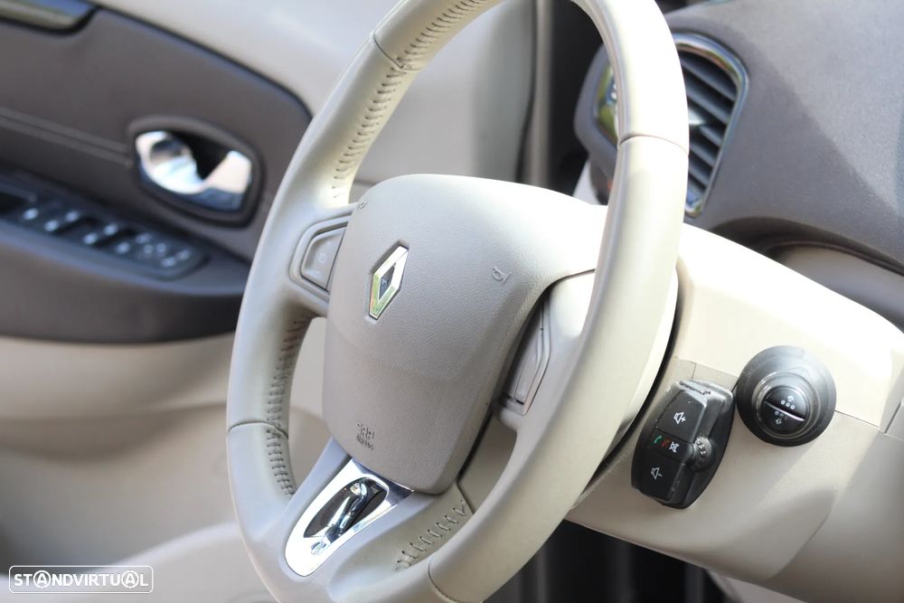 Renault Grand Scénic 1.5 dCi Dynamique S SS - 36
