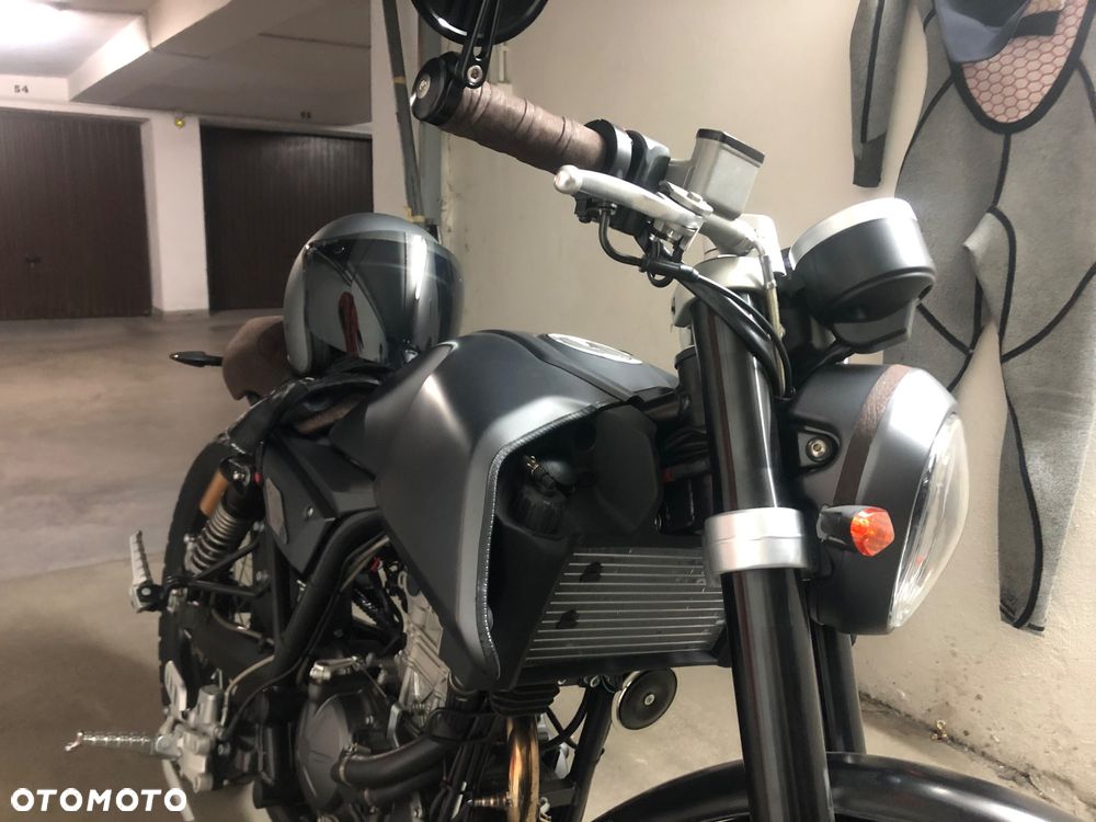 Mondial HPS 125 - 12