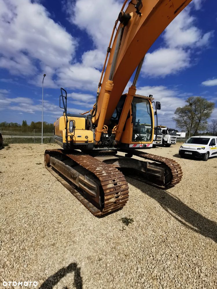 Hyundai HLC300-9A - 34