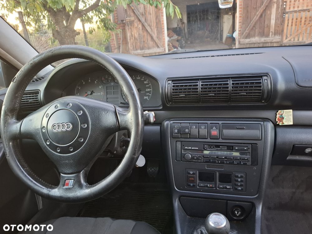 Audi A4 Avant - 2