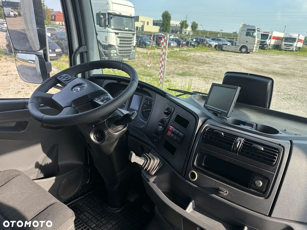 Mercedes-Benz Atego 1218 - 20