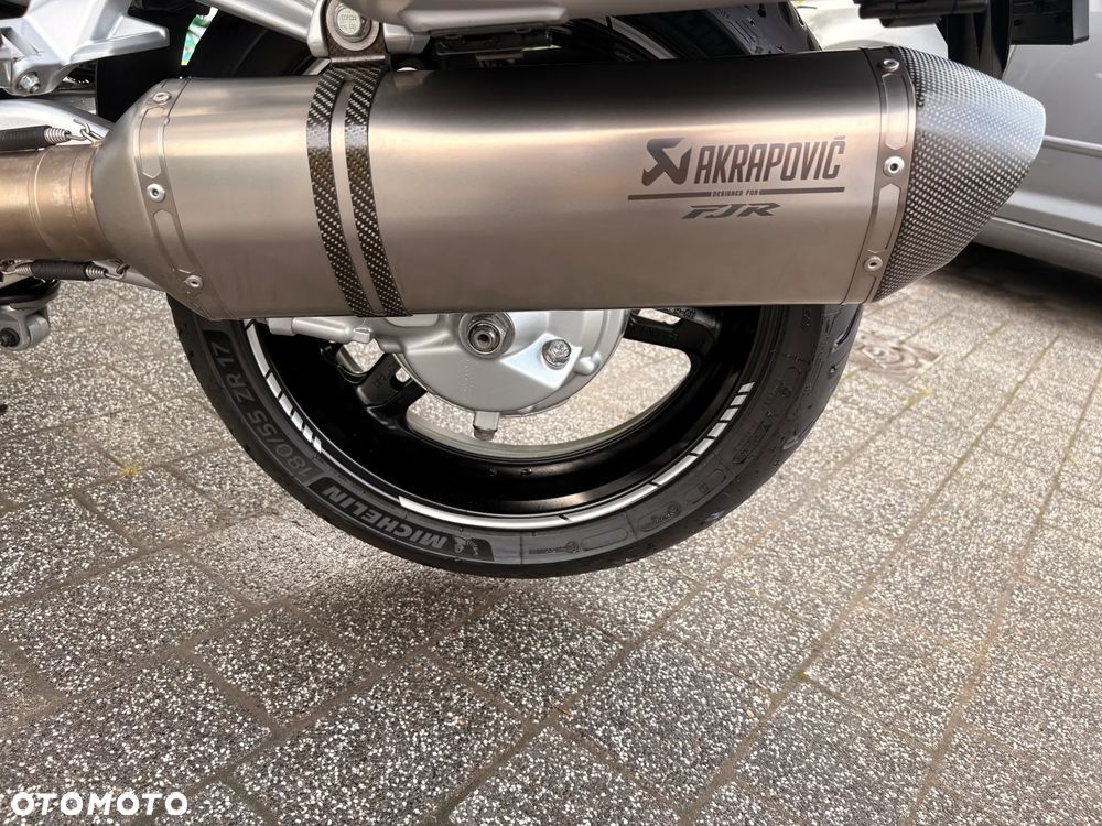 Yamaha FJR - 25