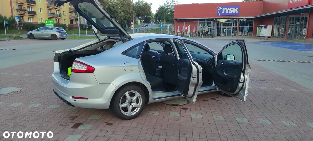 Ford Mondeo 1.6 TDCi Silver X - 15