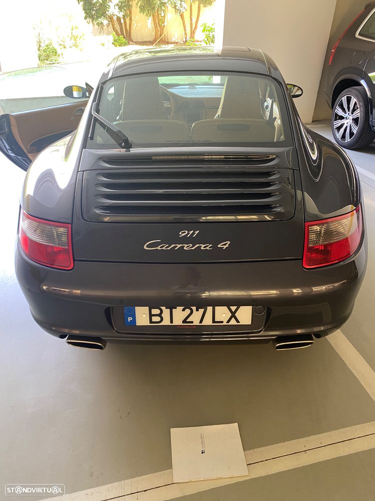 Porsche 911 (997) - 12