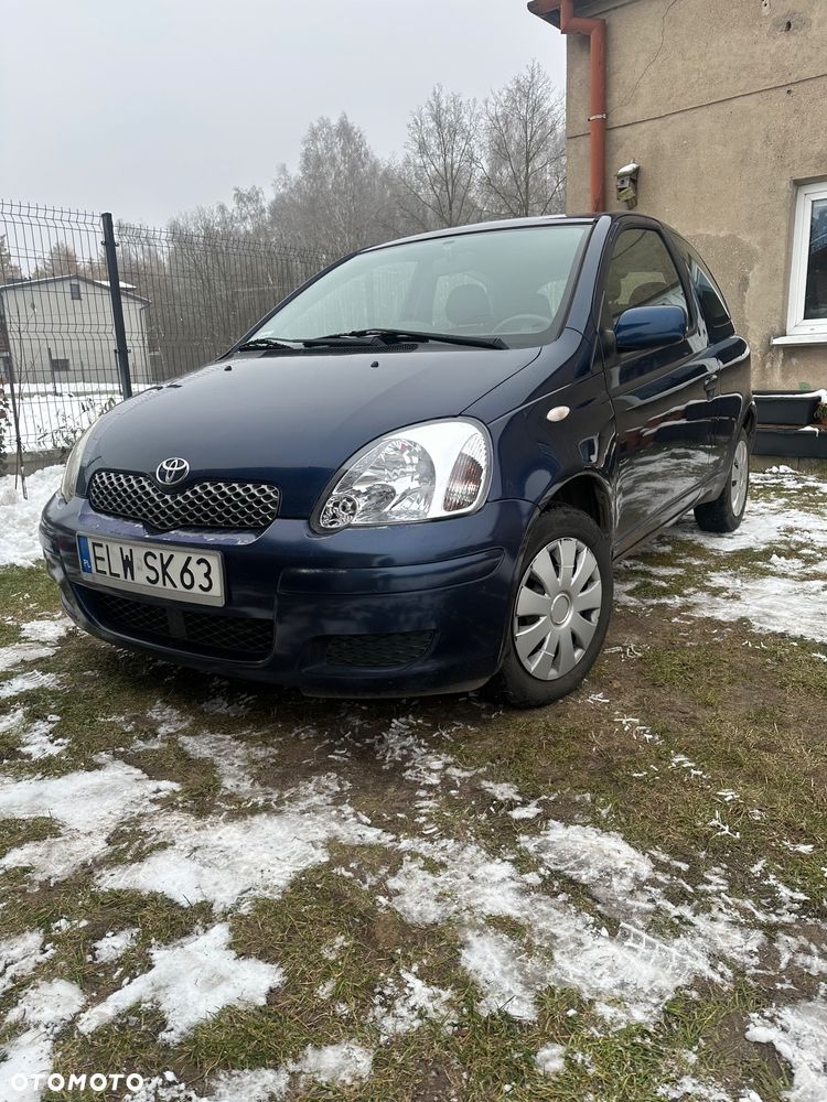 Toyota Yaris - 10