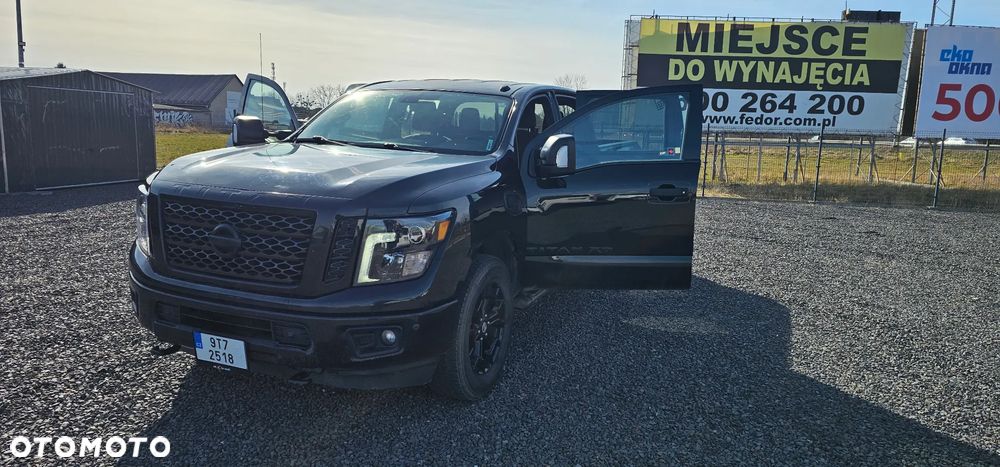 Nissan Titan ver-5-6-v8-se-crew-cab - 1