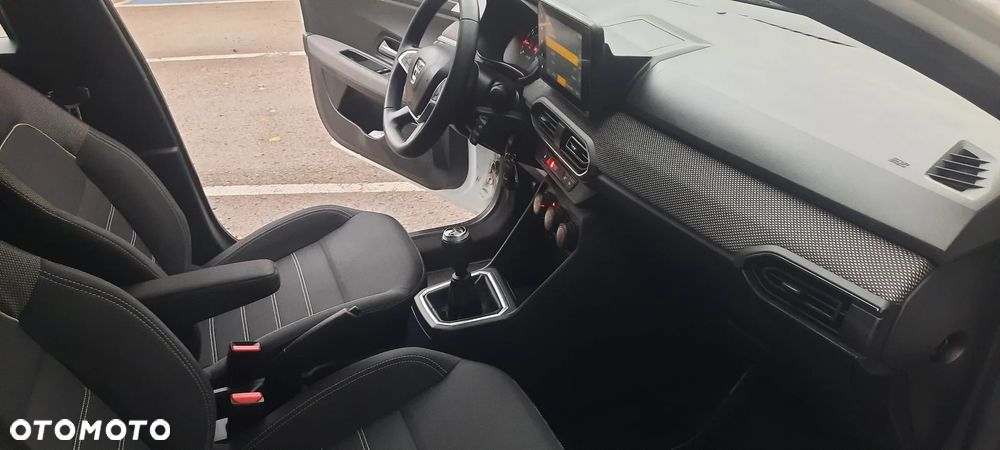 Dacia Sandero 1.0 TCe Laureate S&S - 14