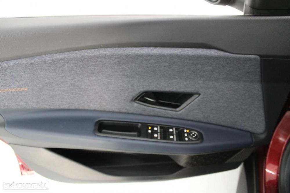 Renault 4 E-Tech 52 kWh Techno Autonomia Conforto - 9