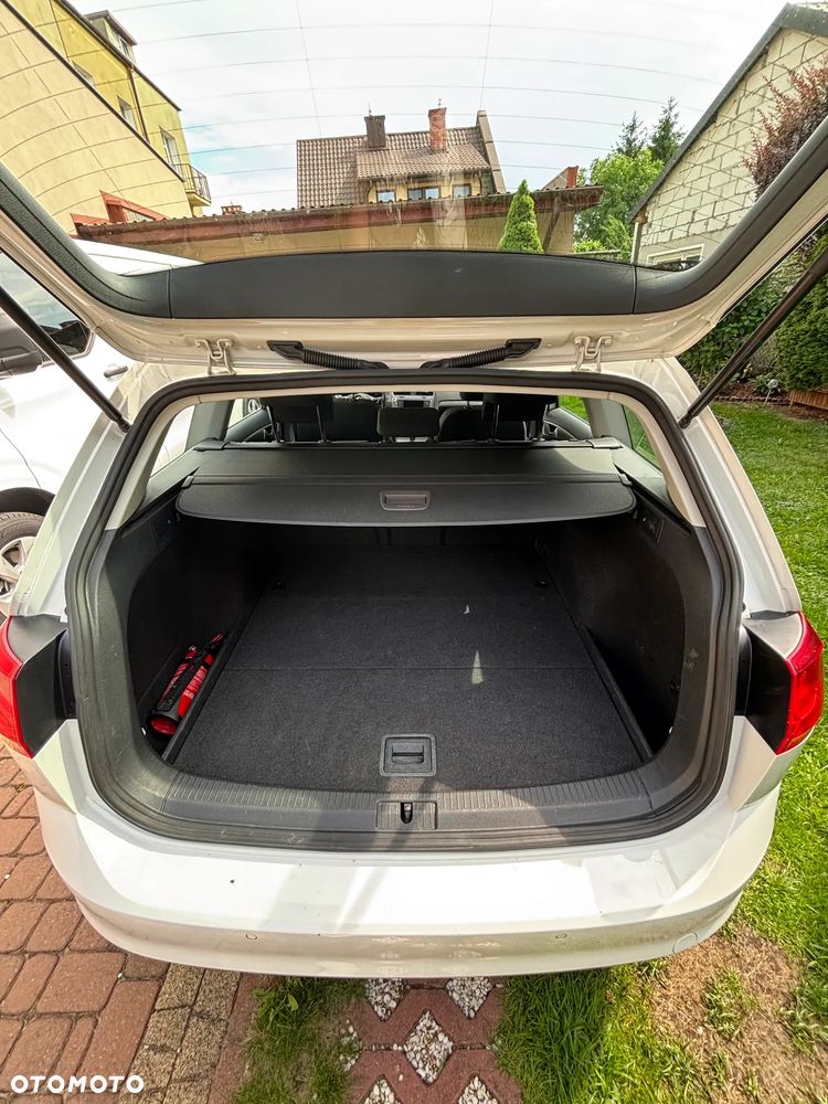 Volkswagen Golf 1.6 TDI BlueMotion Trendline - 14