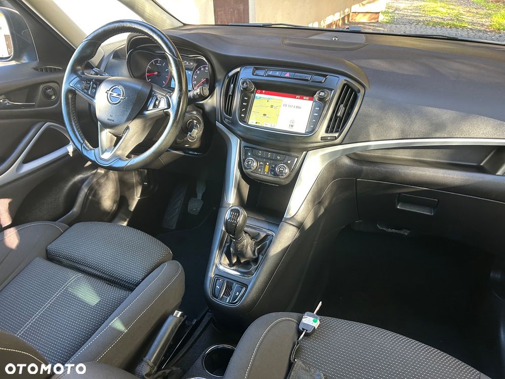 Opel Zafira 1.4 Turbo Active - 25