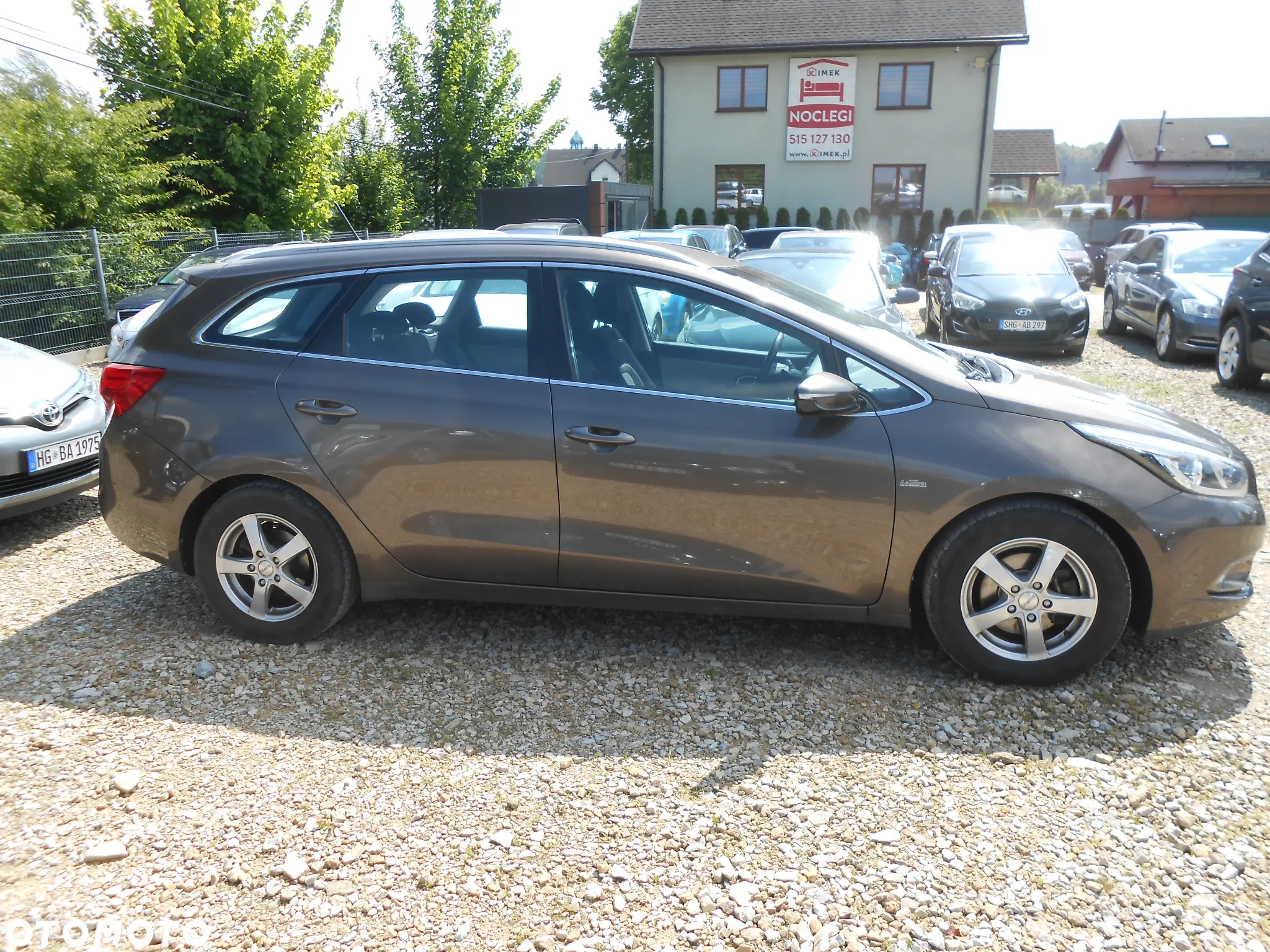 Kia Ceed 1.6 GDI Dream Team Edition - 4