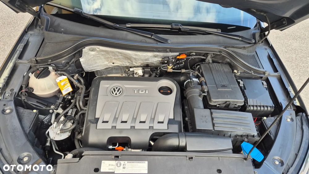 Volkswagen Tiguan 2.0 TDI DPF BlueMotion Technology Sport & Style - 25