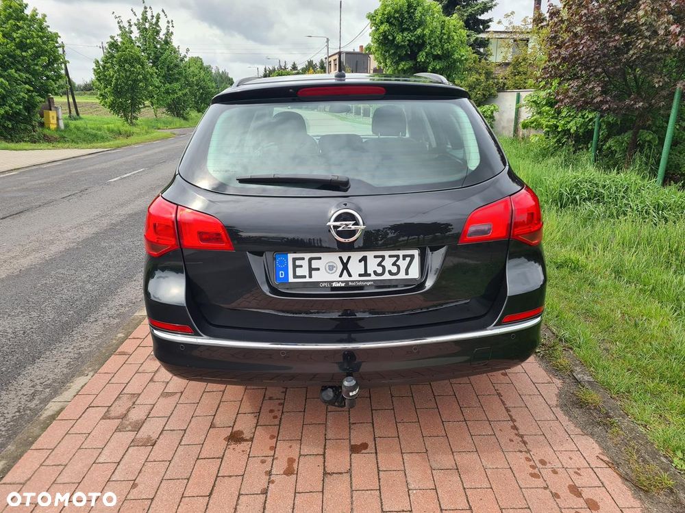 Opel Astra 1.4 Turbo - 10