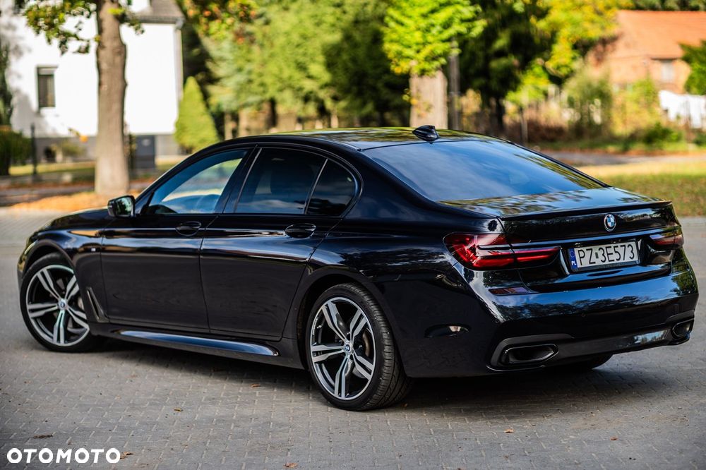 BMW Seria 7 - 8