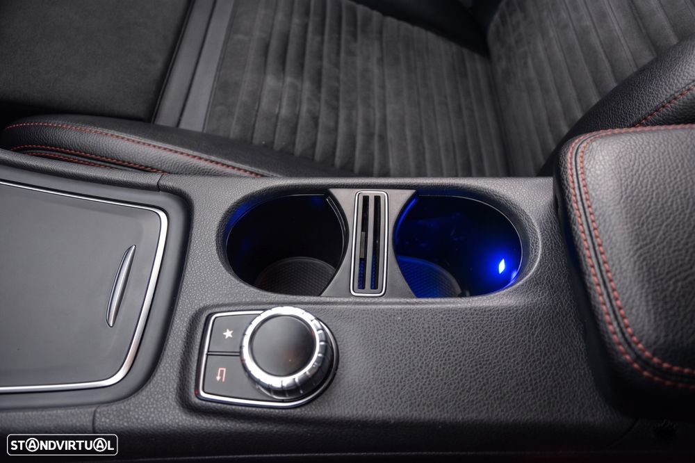 Mercedes-Benz CLA 220 d 7G-DCT AMG Line - 35