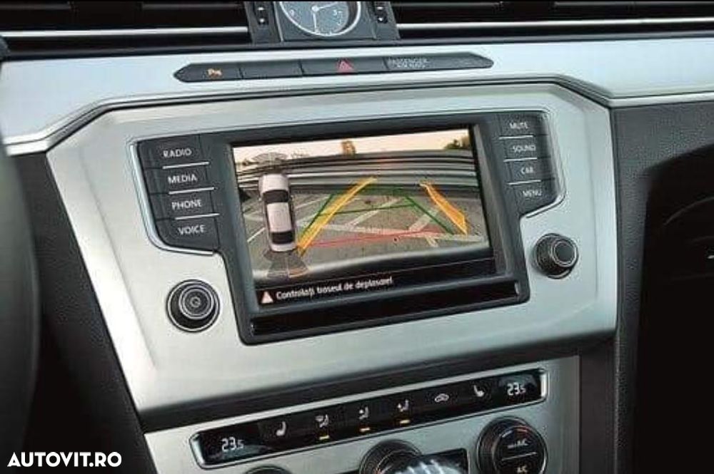 Volkswagen Passat 2.0 TDI Comfortline - 10