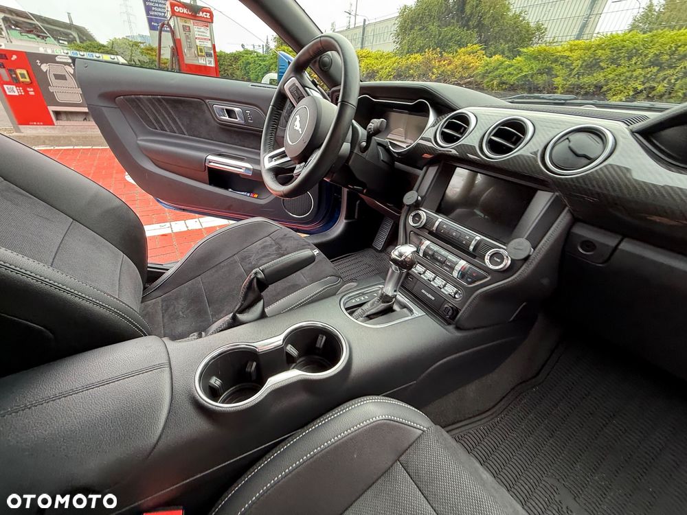 Ford Mustang 5.0 V8 GT - 12