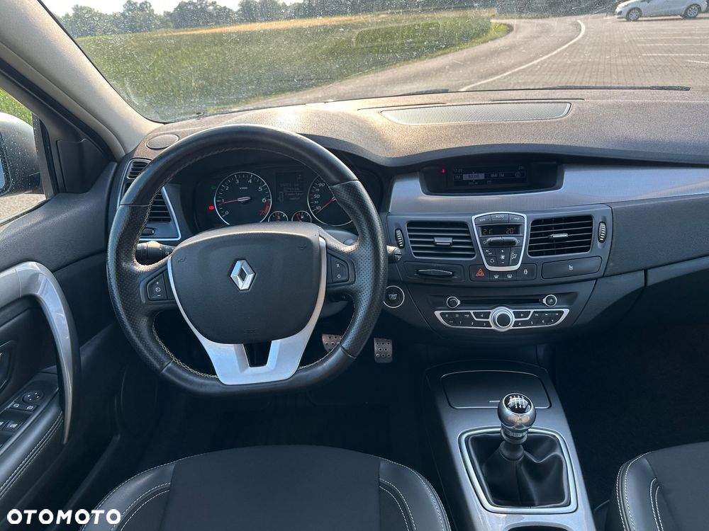 Renault Laguna 2.0 16V 140 Sportway - 23