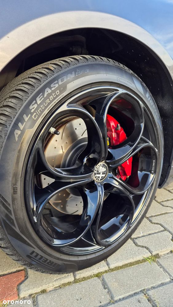 Alfa Romeo Giulia 2.0 Turbo Veloce Q4 - 17