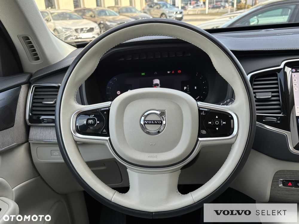 Volvo XC 90 - 18