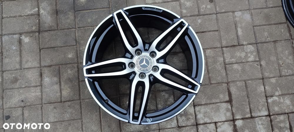 FELGI ALUMINIOWE STOPNIOWANE 5x112 8Jx19 CALI ET20 fi 66.6 AMG 2134013800 2x9Jx19 CALI ET 49 213 4012100 MERCEDES W213 KOMPLET 4 SZTUKI - 9