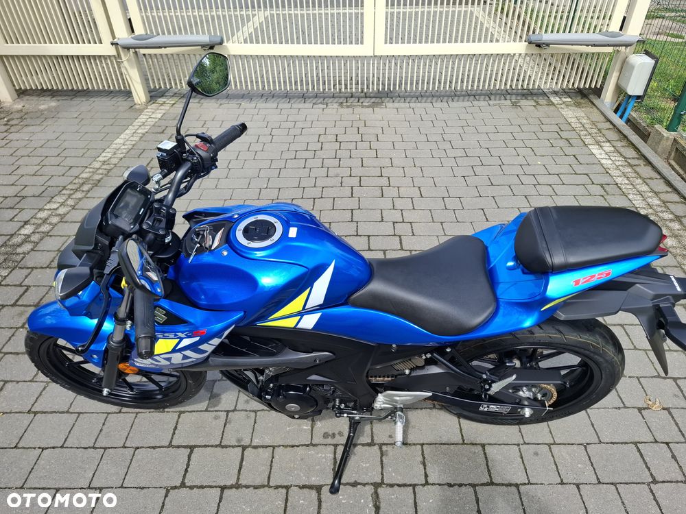 Suzuki GSX - 30