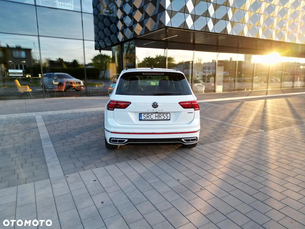 Volkswagen Tiguan 2.0 TDI SCR 4Mot R-Line DSG - 12