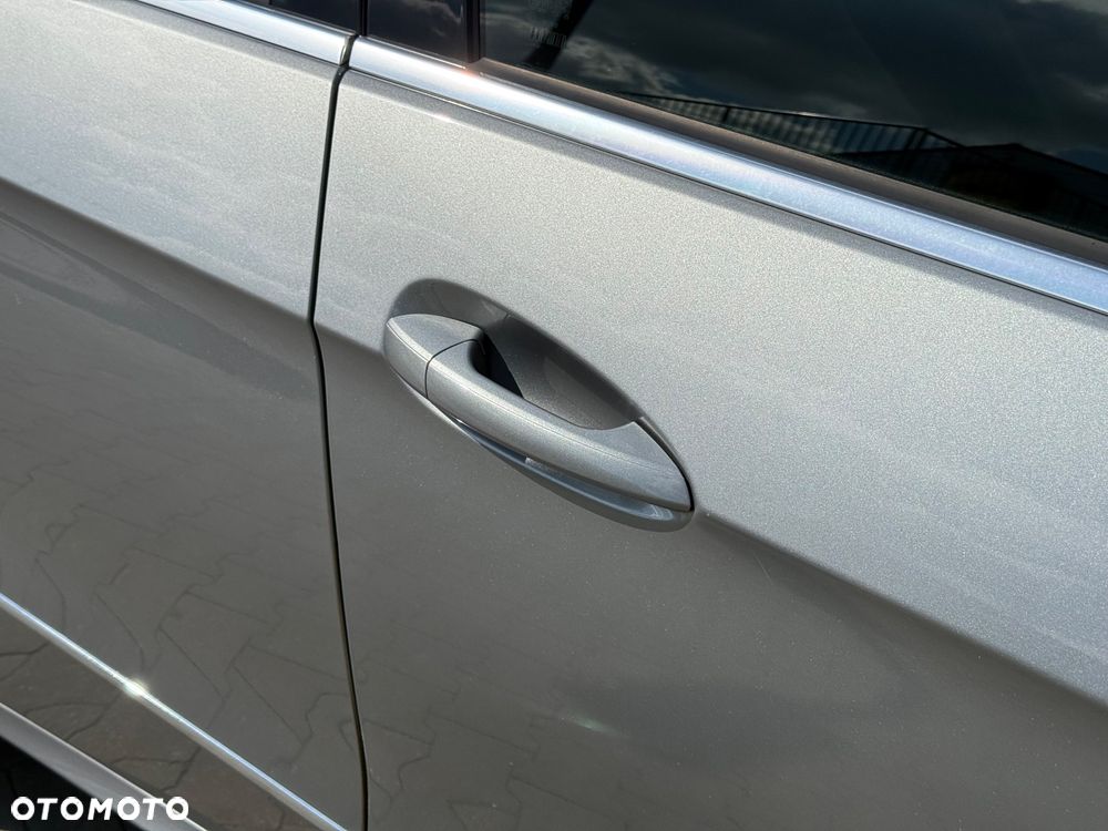 Mercedes-Benz Klasa E 200 CDI DPF BlueEFFICIENCY Automatik Avantgarde - 23