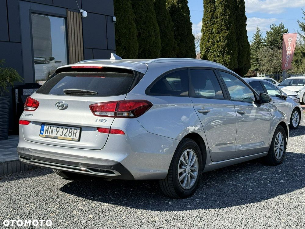 Hyundai i30 1.0 T-GDI Classic + - 5