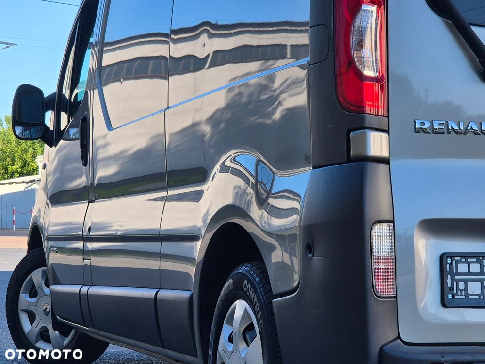 Renault TRAFIC - 22
