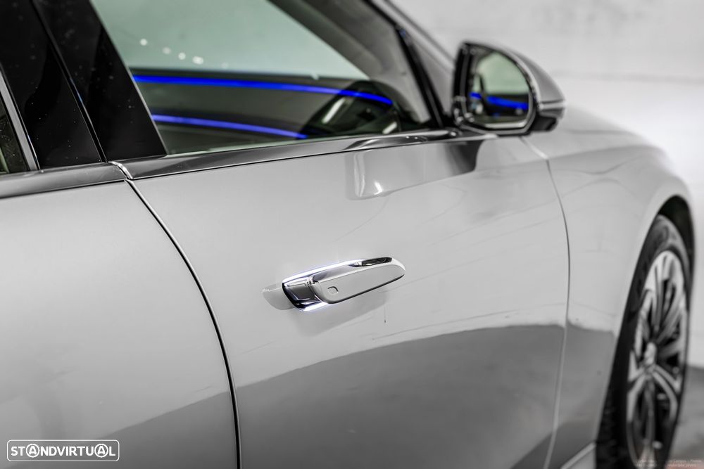 Mercedes-Benz E 300 de - 9