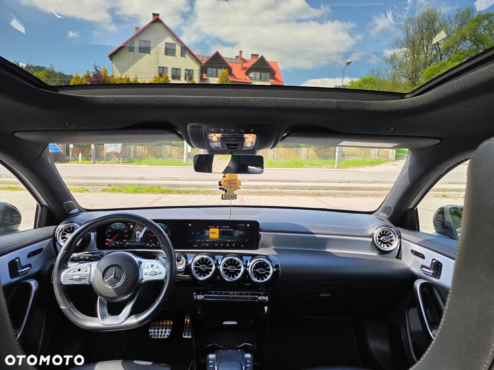 Mercedes-Benz Klasa A 200 d AMG Line 8G-DCT - 12
