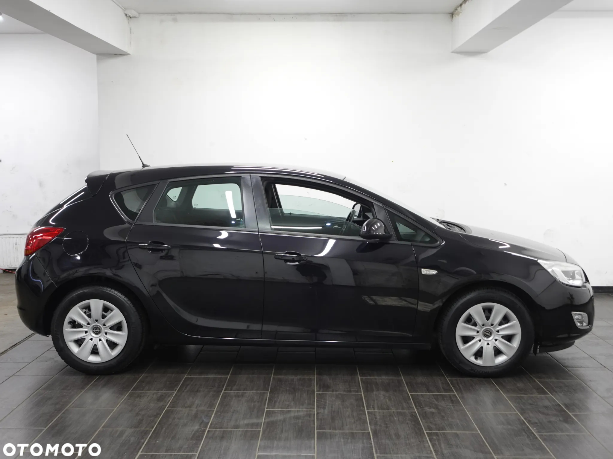 Opel Astra 1.3 CDTI DPF EcoFLEX Edition - 10