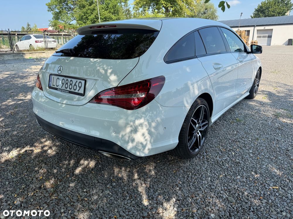 Mercedes-Benz CLA 200 7G-DCT Urban - 7
