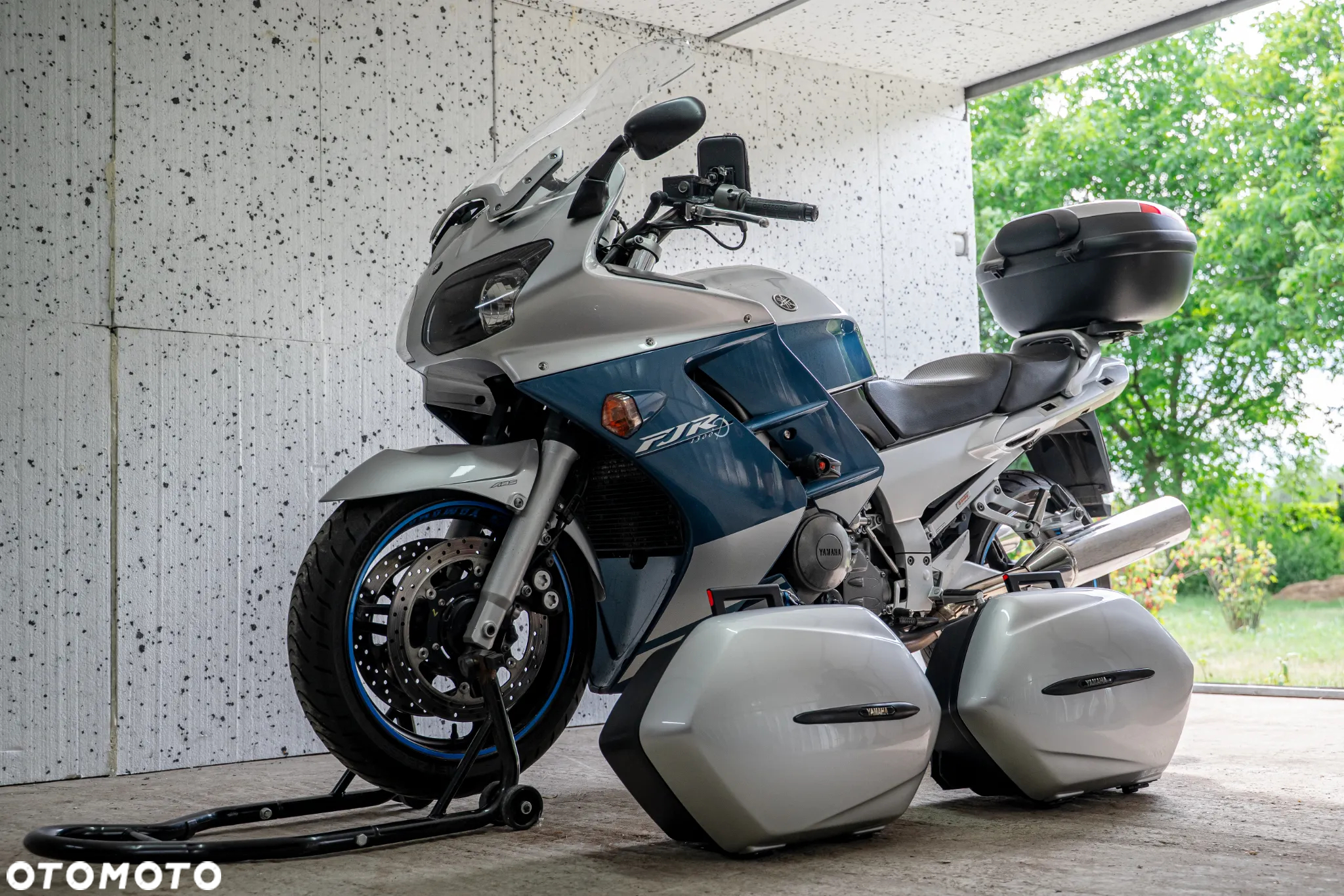 Yamaha FJR - 13