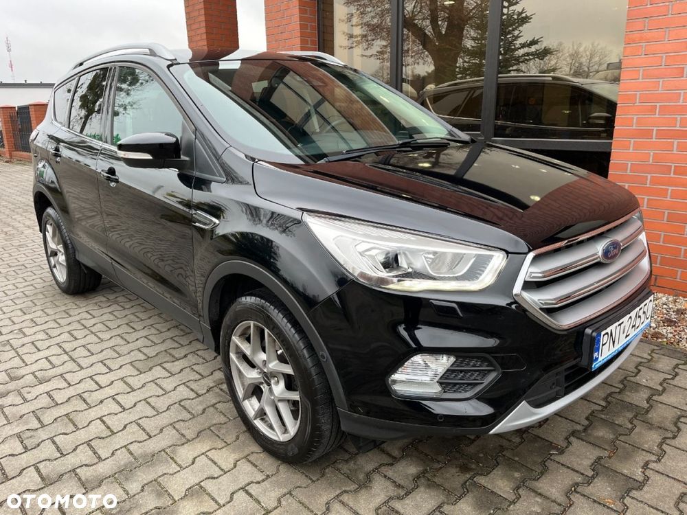 Ford Kuga 1.5 EcoBoost 2x4 Trend - 2