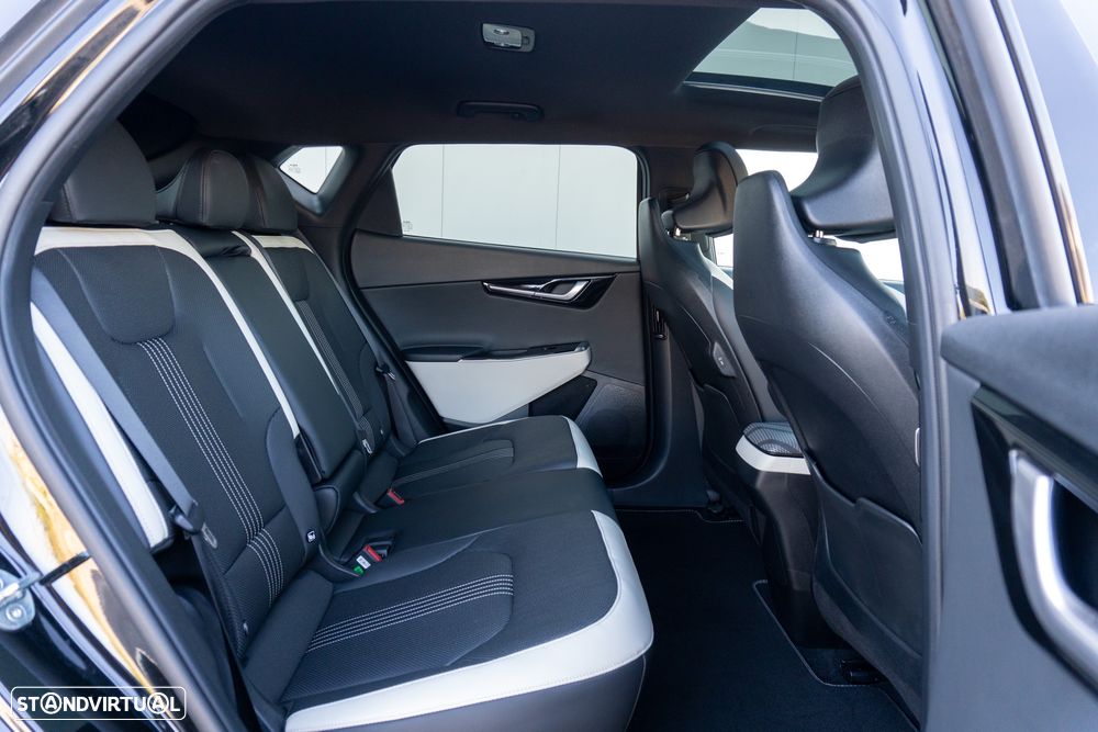 Kia EV6 77.4 kWh GT-Line+SRF - 30