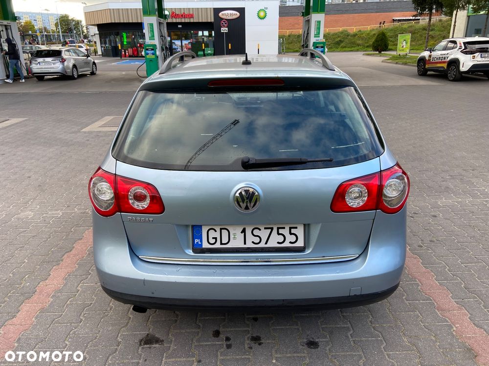 Volkswagen Passat 1.6 Basis - 6
