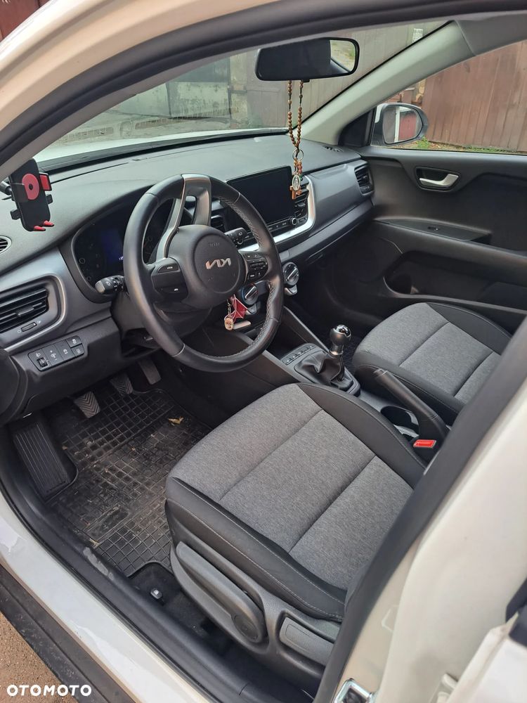 Kia Stonic 1.2 M - 7