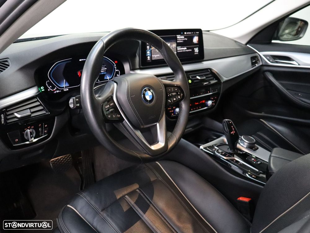 BMW 530 e Line Luxury - 5