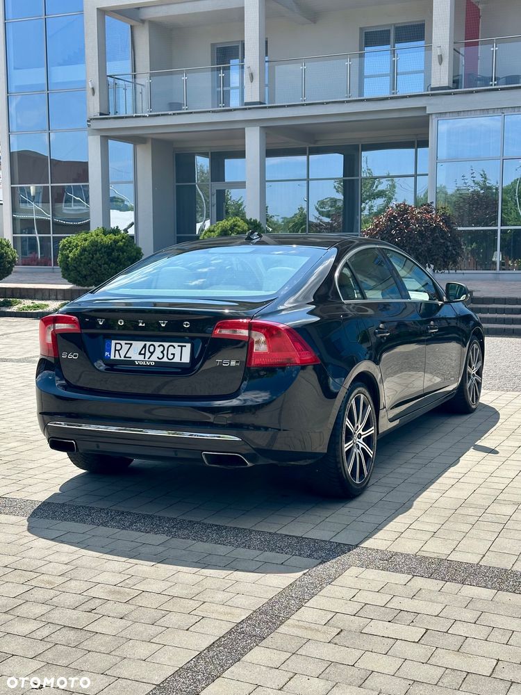 Volvo S60 - 7