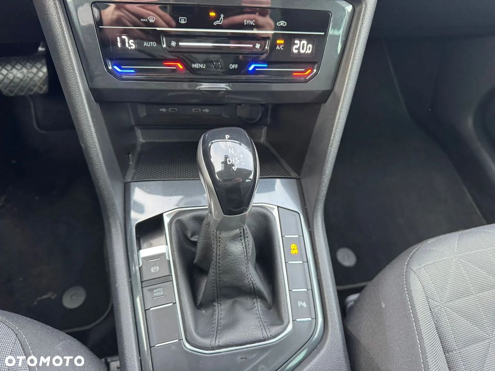Volkswagen Tiguan 2.0 TDI SCR 4Mot Elegance DSG - 9